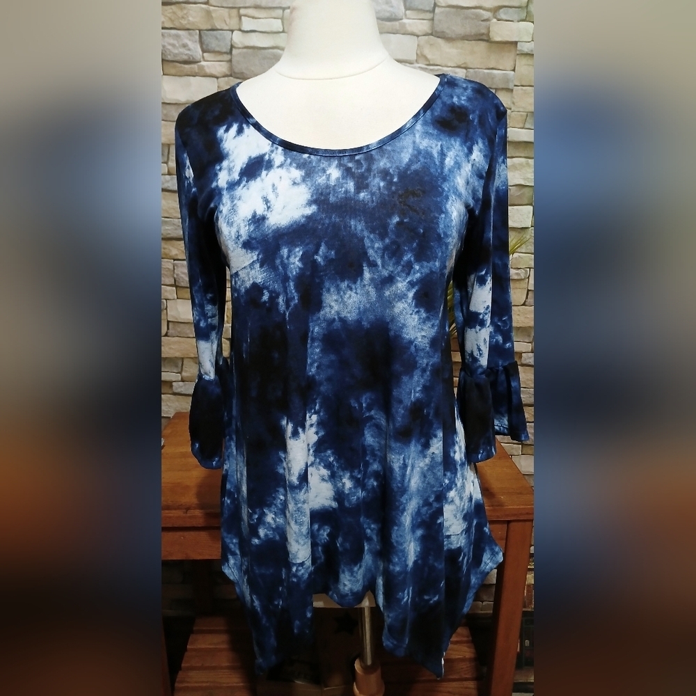 Women's Large Tie Dye Tunic Top Bell‎ Sleeves Sharkbite Hem Whimsigoth